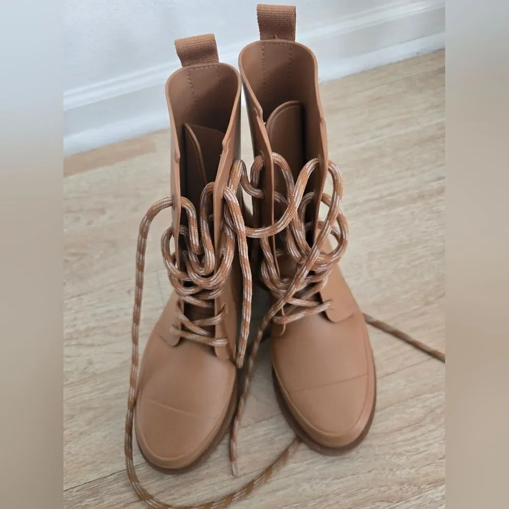 Schutz Rain Rubber Chelsea Boots Size 9 In Tan